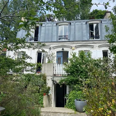 Bed & Breakfast Le Grand Maulnes Parigi